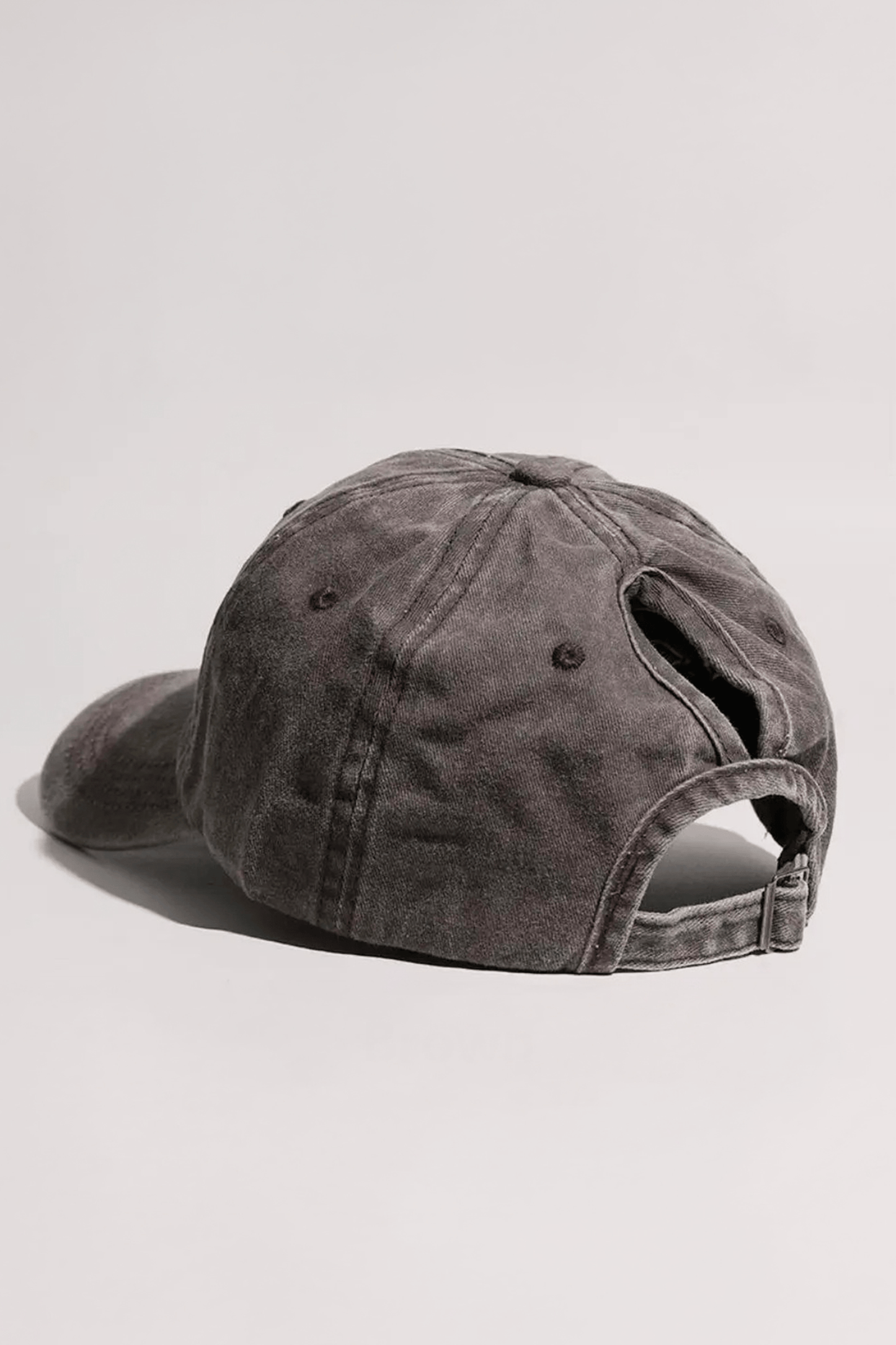 Casquette Queue de Cheval Marron / Ajustable (53-57 cm)